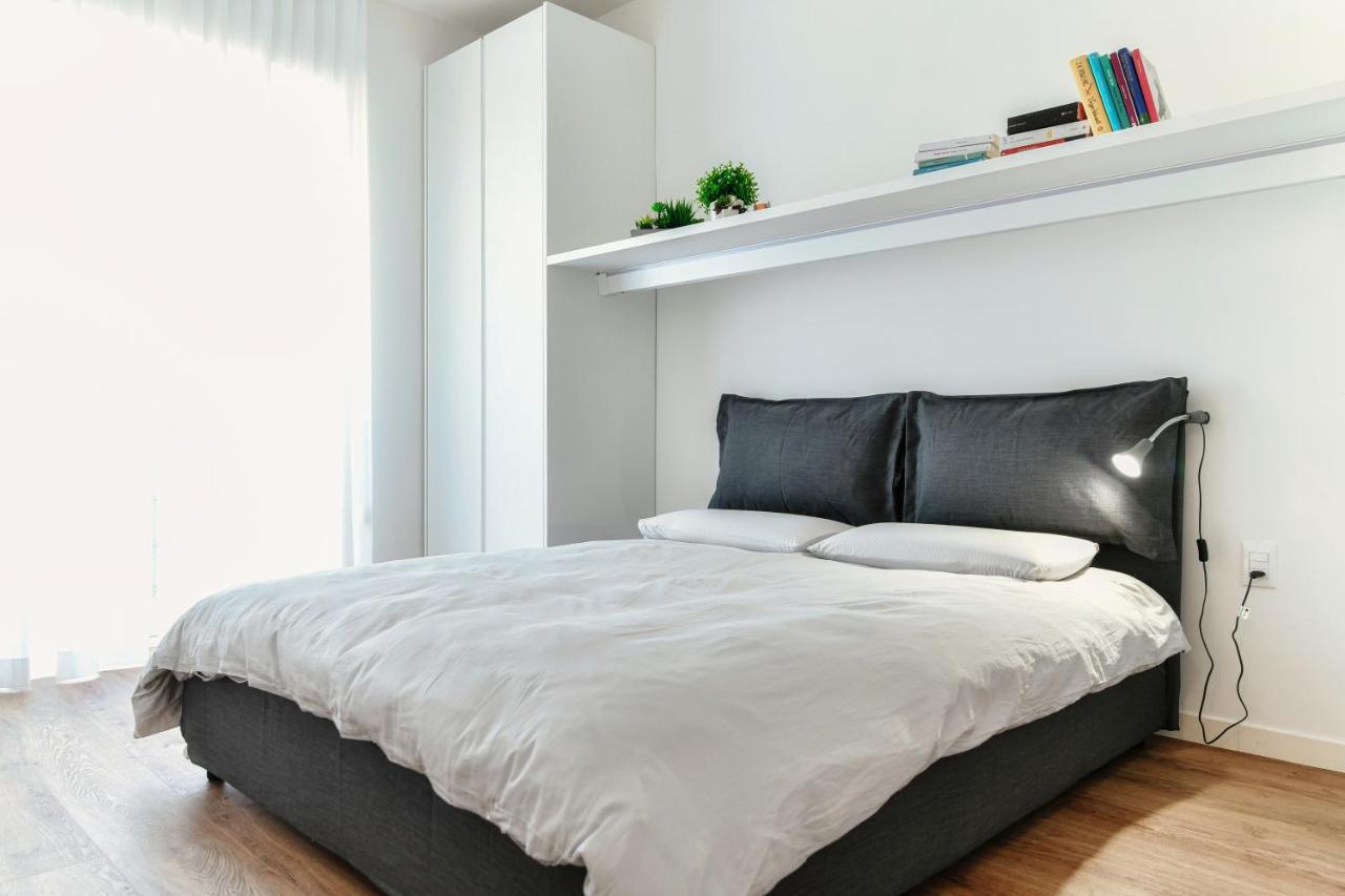 Apartamento Joivy Superb Flat With Balcony Como Exterior foto